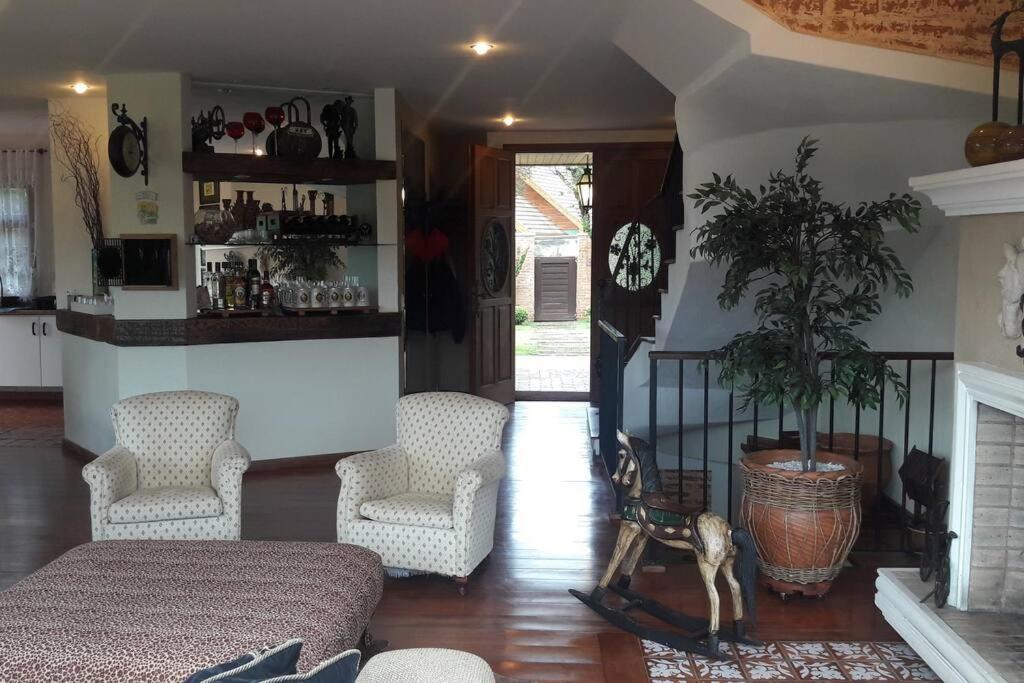 Casa E Vista Privilegiadas No Alto Do Capivari Campos do Jordão 外观 照片